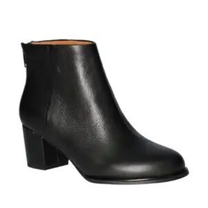 ĽAmour Des Pieds Black Size 9